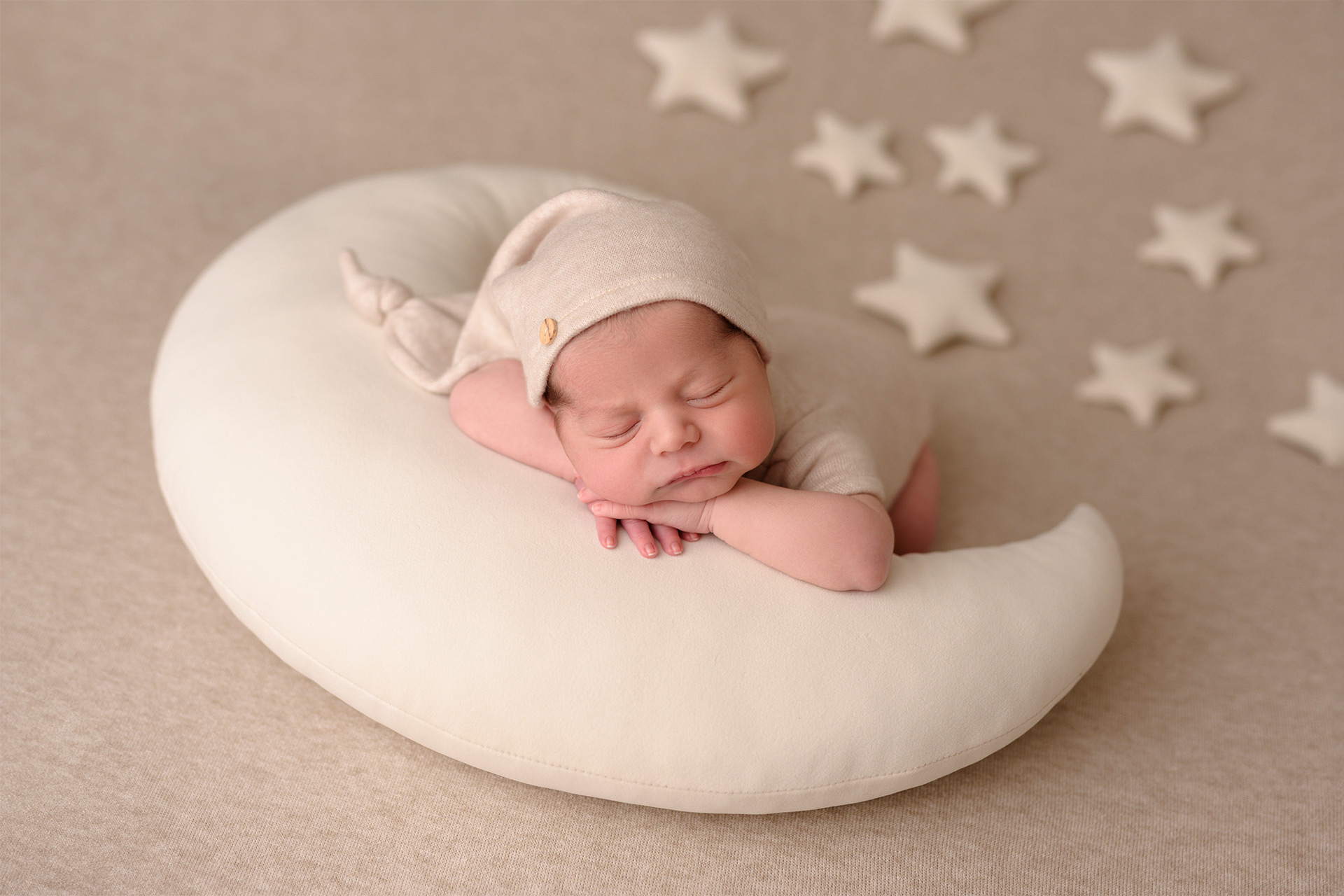 neugeborenenfoto kiel elena melnikova mond 01